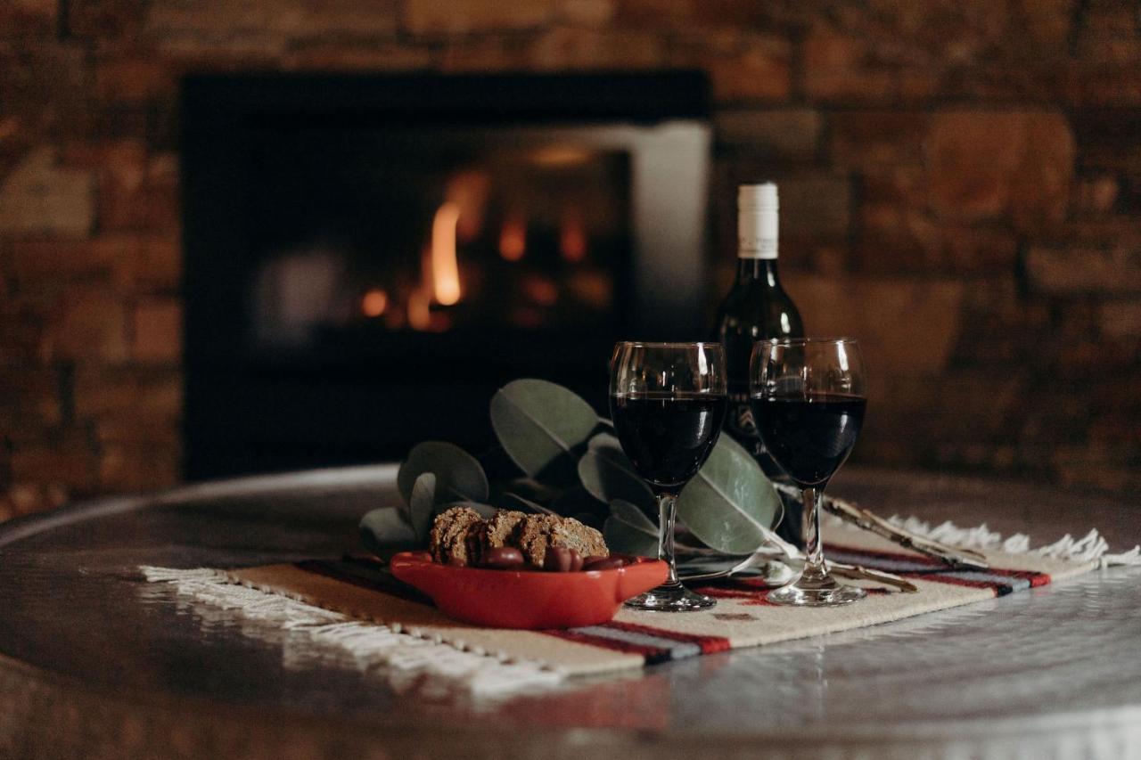 Casa La Vina Pokolbin - Romantic Villas With Outdoor Hot Tubs And Fireplaces Bagian luar foto