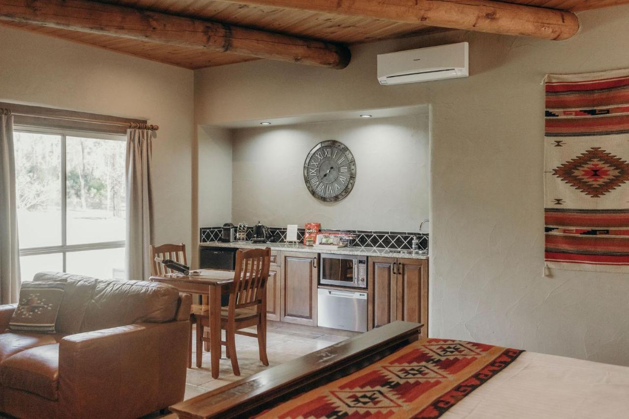 Casa La Vina Pokolbin - Romantic Villas With Outdoor Hot Tubs And Fireplaces Bagian luar foto